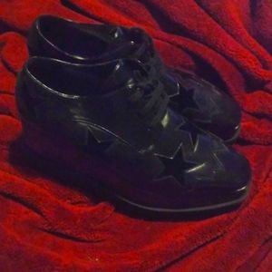 Black velvet star Stella McCartney platform shoes size 5